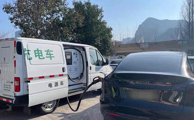 叶县汽车搭电